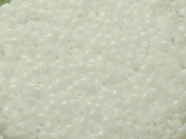 TOHO Roc 15/0 Opaque White #41 8gr