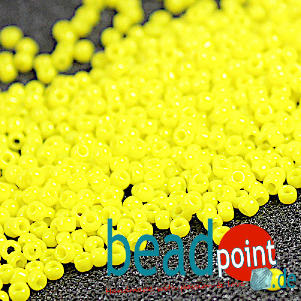 TOHO Roc 11/0 Opaque Dandelion #42 12gr